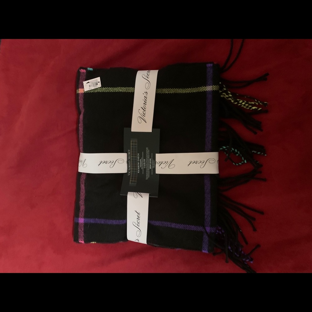 Victoria Secret's Winter Angel Collection Scarf